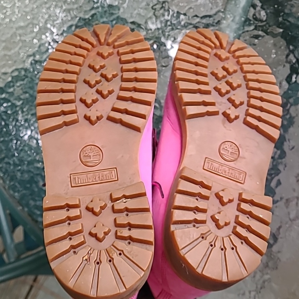 Pink Susan G Komen Breast Cancer Timberland Special Edition Boots size 7 Boys - Picture 7 of 17